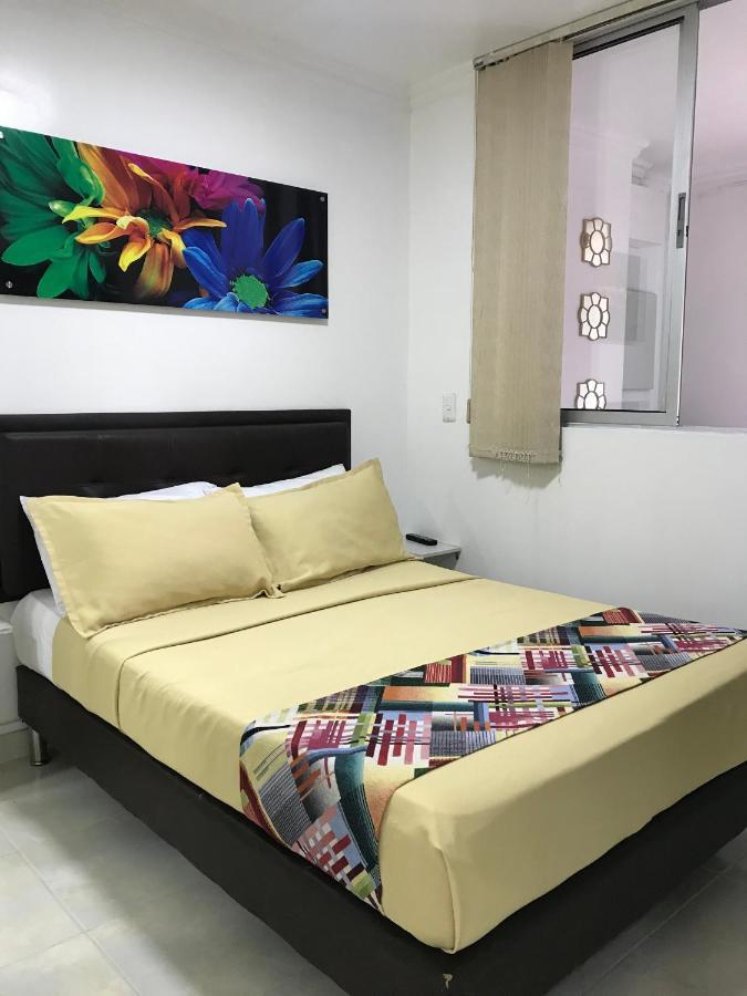 Apartamentos Amoblados Jg De La 70 Medellín Exteriör bild