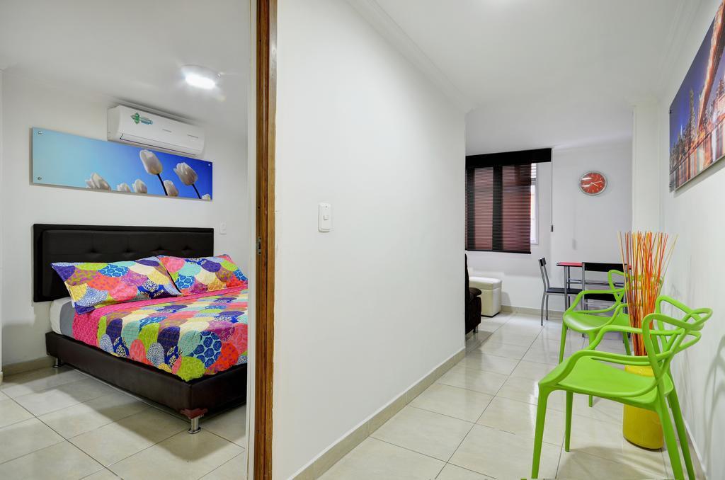 Apartamentos Amoblados Jg De La 70 Medellín Exteriör bild