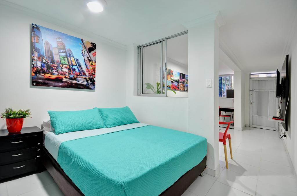 Apartamentos Amoblados Jg De La 70 Medellín Exteriör bild
