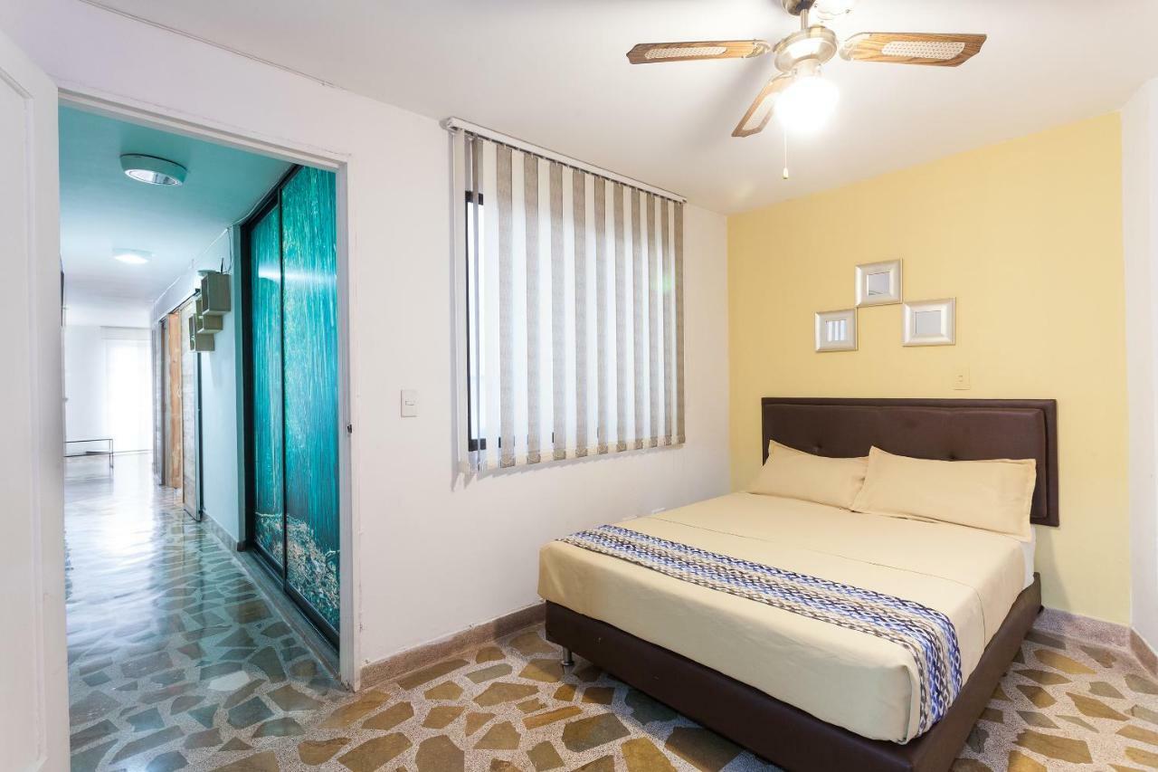 Apartamentos Amoblados Jg De La 70 Medellín Exteriör bild