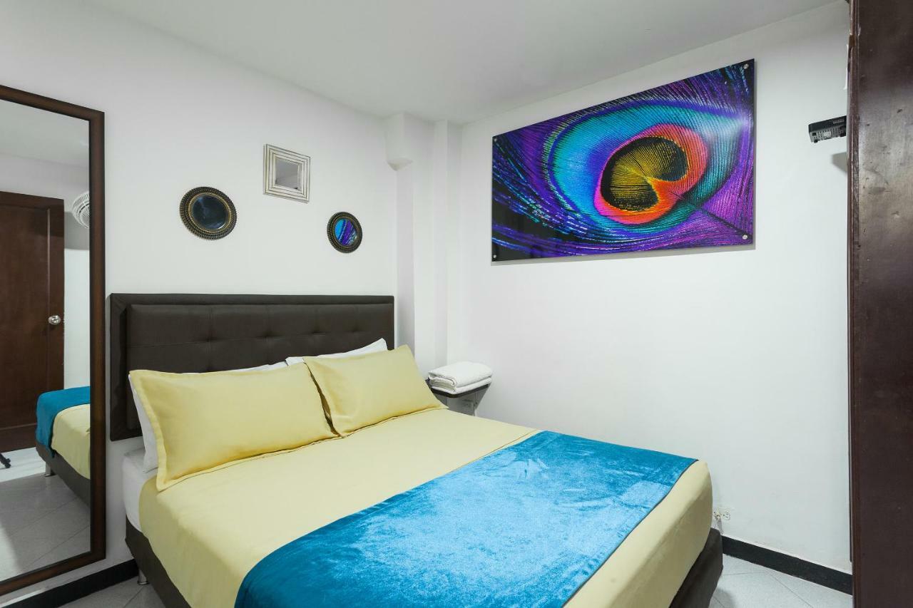 Apartamentos Amoblados Jg De La 70 Medellín Exteriör bild