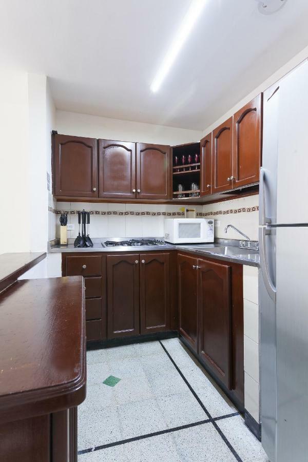 Apartamentos Amoblados Jg De La 70 Medellín Exteriör bild