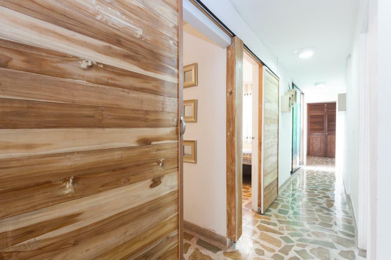 Apartamentos Amoblados Jg De La 70 Medellín Exteriör bild