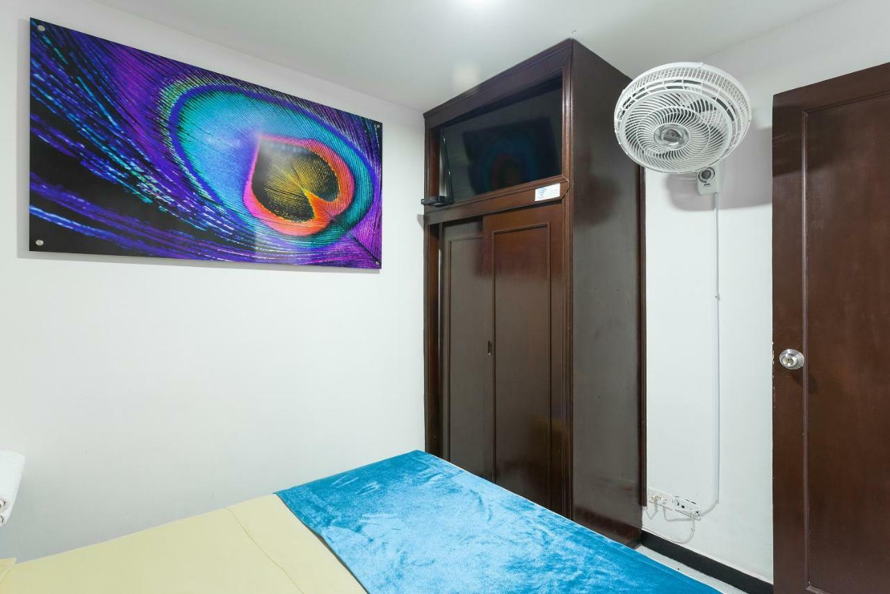 Apartamentos Amoblados Jg De La 70 Medellín Exteriör bild