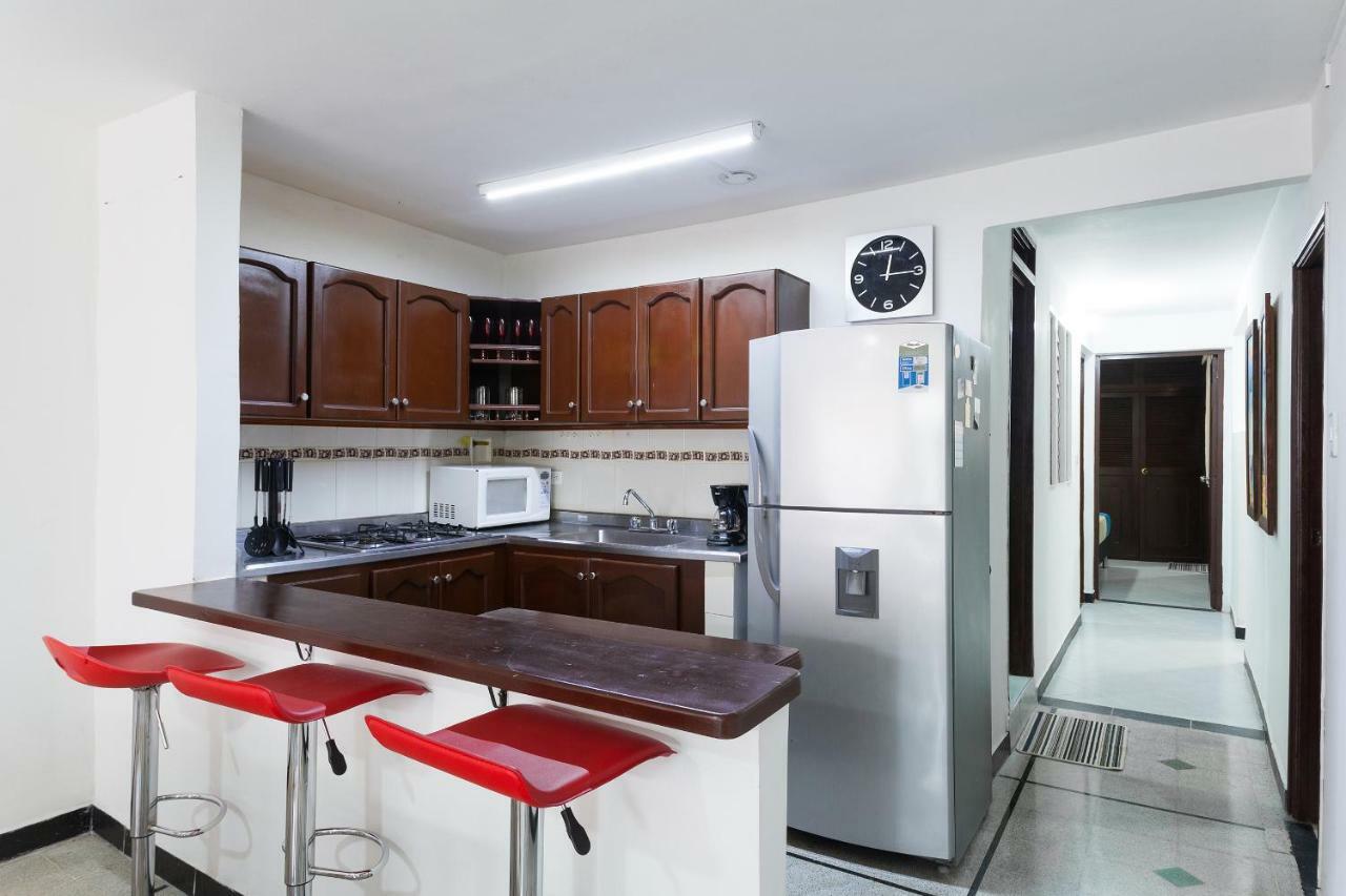 Apartamentos Amoblados Jg De La 70 Medellín Exteriör bild