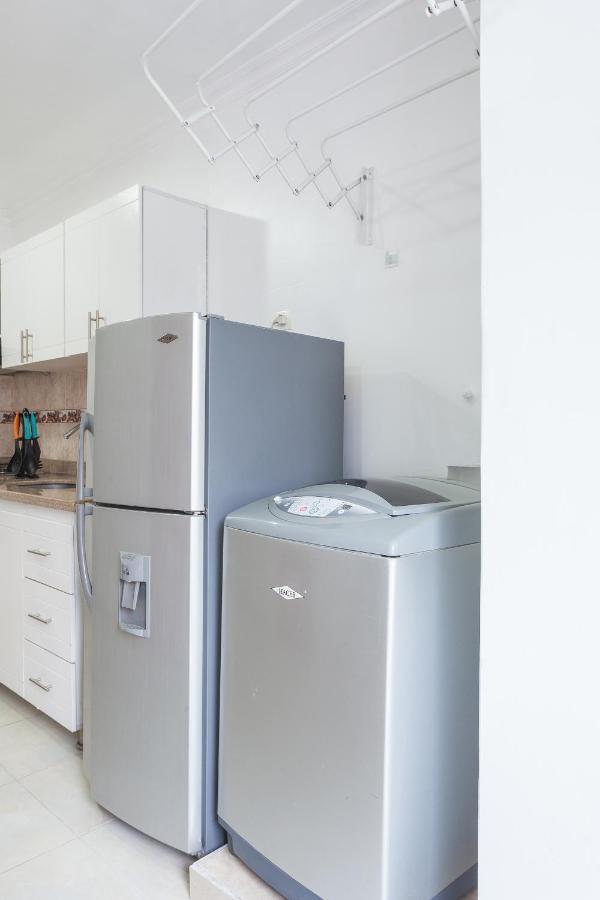 Apartamentos Amoblados Jg De La 70 Medellín Exteriör bild
