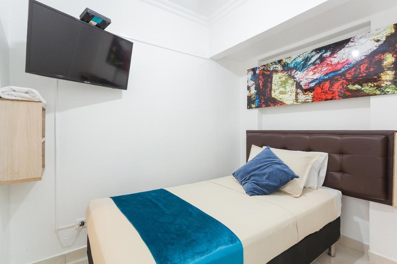 Apartamentos Amoblados Jg De La 70 Medellín Exteriör bild